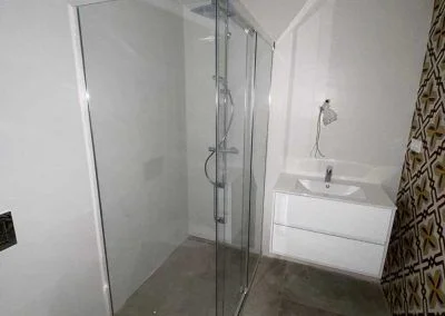 Fotos
  Mamparas de ducha instalaciones reales Varobath 39