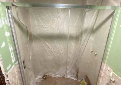 Fotos
  Mamparas de ducha instalaciones reales Varobath 42