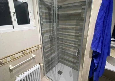 Fotos
  Mamparas de ducha instalaciones reales Varobath 46