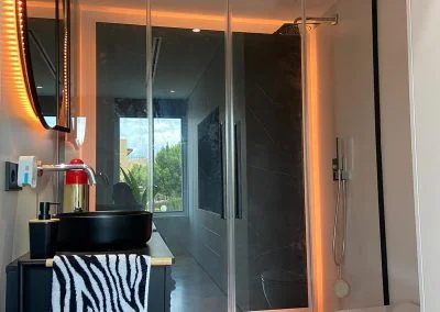 Mampara de ducha de cliente