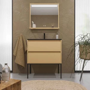 Mampara
de ducha rectangular BASIC apertura angular 2 fijos-2 puertas correderas. Sin
perfil inferior. Con tratamiento anti-cal. Acabado ORO MATE